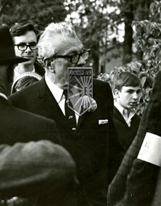 Image description is not available for 1967.157